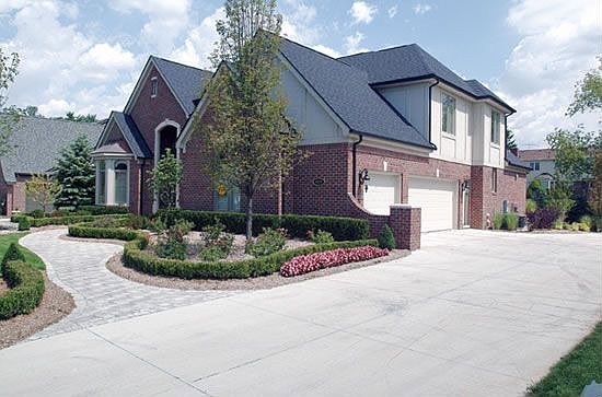1st image of 4220 Raven Wood Ct