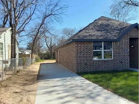 3621 Bright St — Photo 7