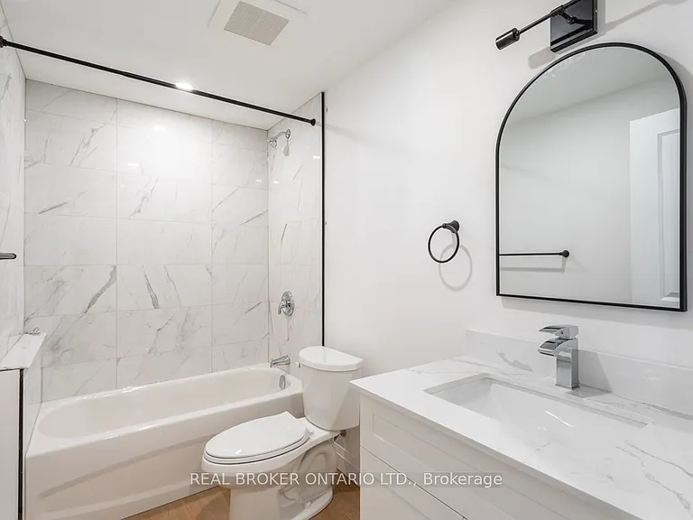113 Catharine St N #4 — Photo 11