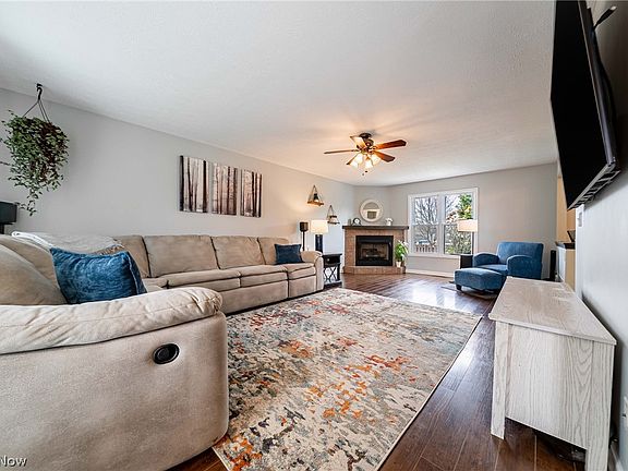 5th image of 53 Charter Dr