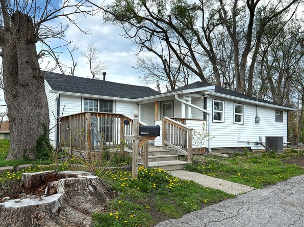 2009 63rd St, Des Moines, IA 50322