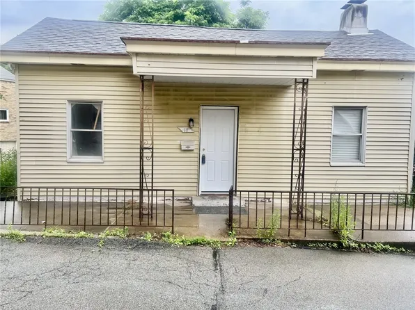 18 Windfall Way, Pittsburgh, PA 15227