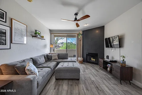 1747 E Northern Ave #117 Photo 1