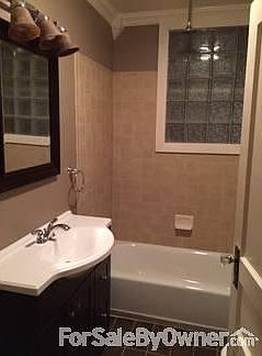 5th image of 3759 Cypress St