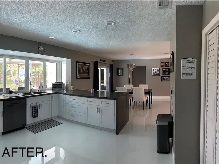 10497 NW 4th St — Photo 3
