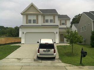 3927 Carolina Cherry Dr, Raleigh, NC 27610