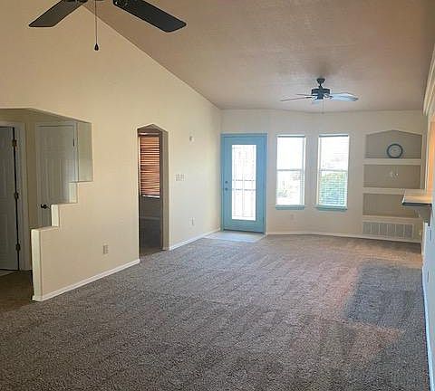 3rd image of 5114 Calle Verde