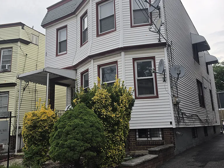 22 Melville Pl #1 — Photo 16