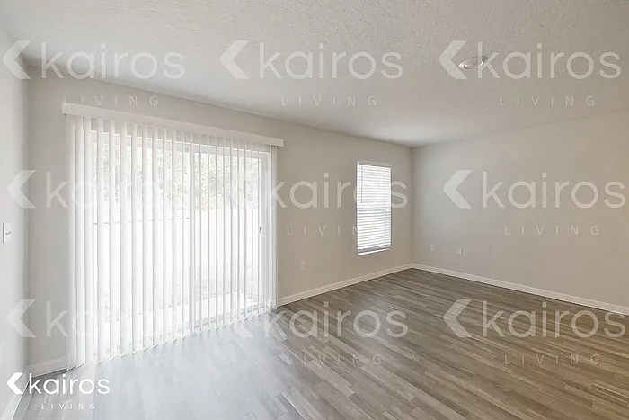 4 bed, 2.0 bath, 1449 sqft, $1,770 — Photo 3