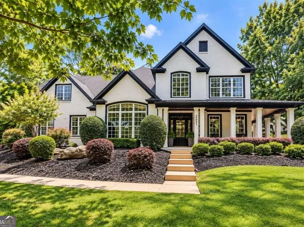 2373 Oak Falls Ln, Buford, GA 30519