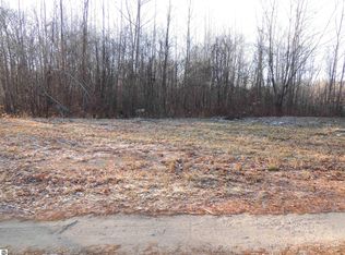 801 W Stewart Rd, Midland, MI 48640