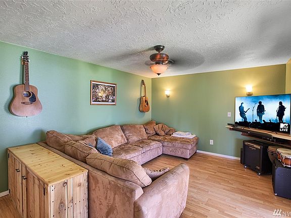 5th image of 9907 NE 91st Ave