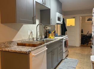 930 Laurel Ave APT 3, Saint Paul, MN 55104