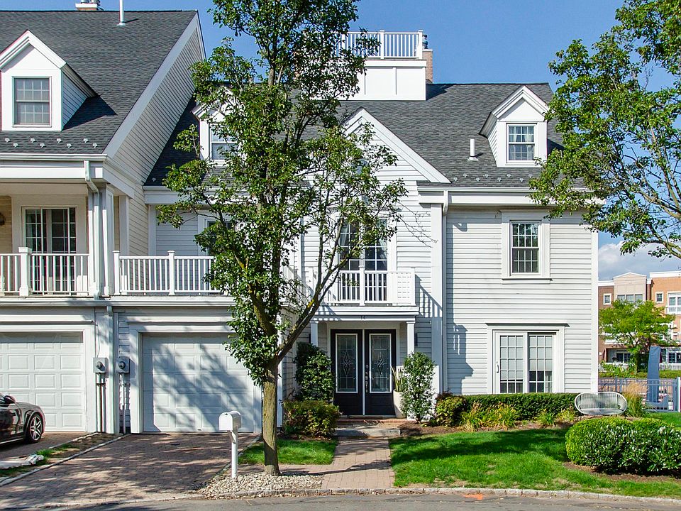 14 Half Moon Isle, Jersey City, NJ 07305 Zillow