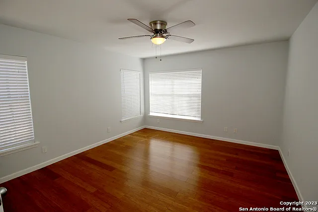 64 Vaughan Pl — Photo 22