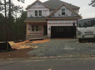 28 Overpeck Ln, Pinehurst, NC 28374
