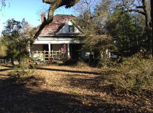 69 Longview St, Seale, AL 36875