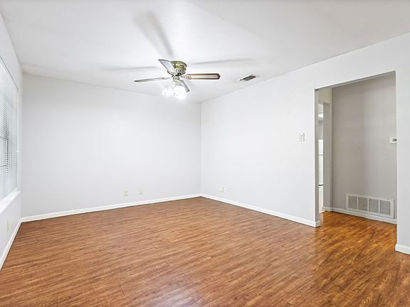 5th image of 130 Algarita Rd