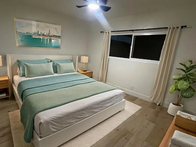 16303 Gramercy Pl #3 — Photo 3