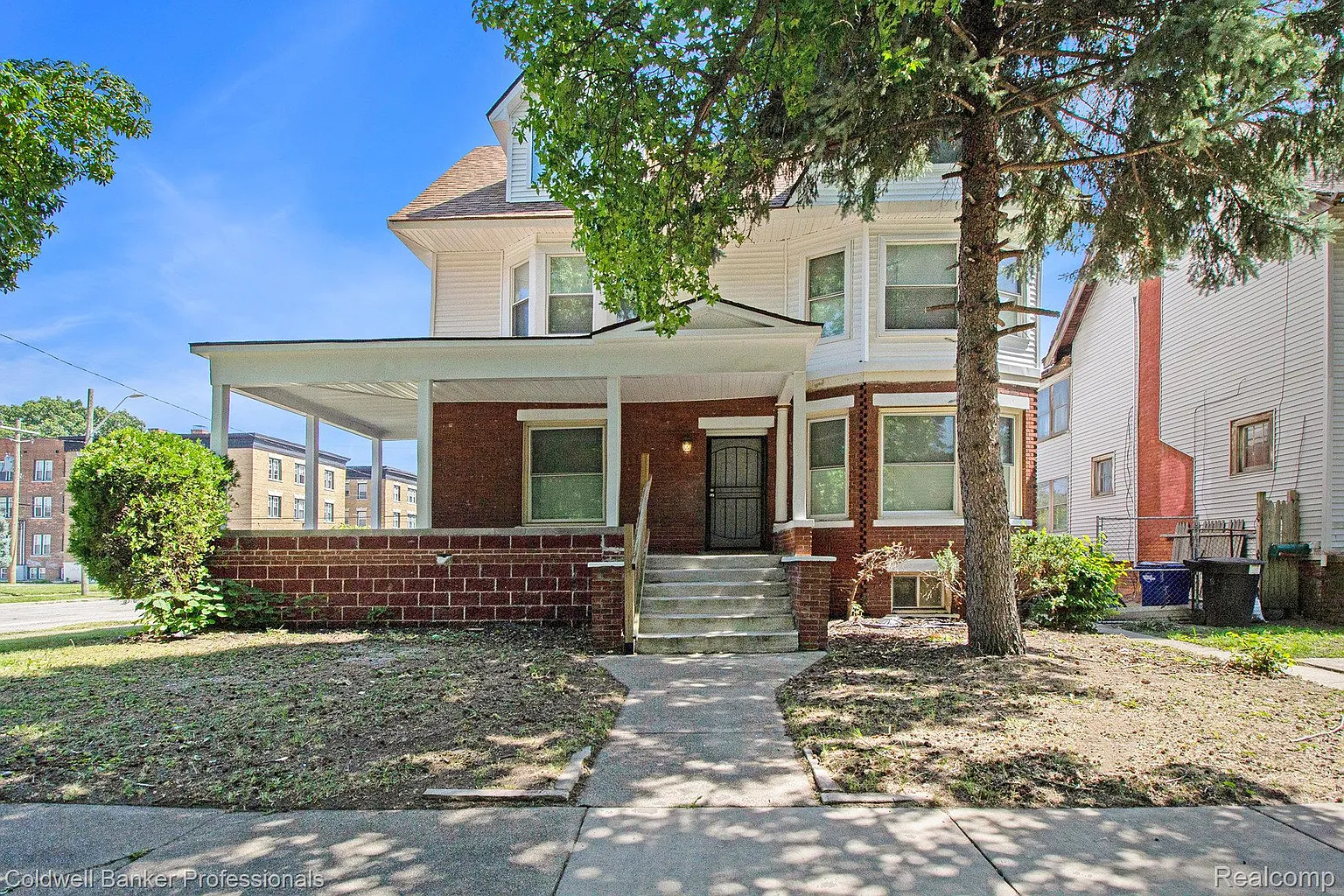 605 Calvert St photo 1