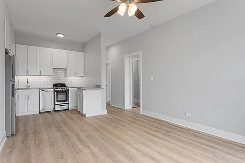 Floor plan 306
