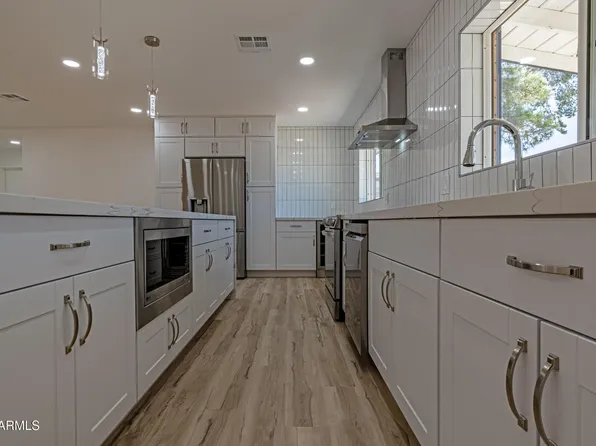 3035 E Heatherbrae Dr, Phoenix, AZ 85016