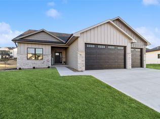 1144 NW 29th Ct, Grimes, IA 50111