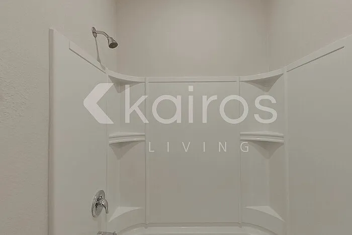 3494 Bridgewood Dr — Photo 16