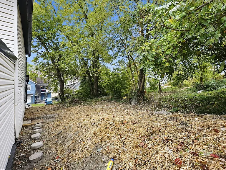 1041 Market St — Photo 37