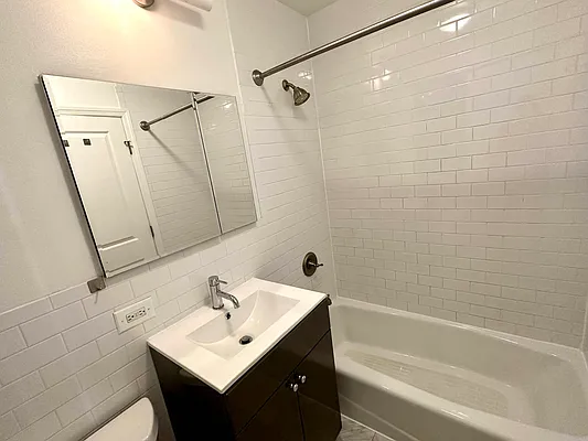 Rented by Tourma Realty LLC | media 12