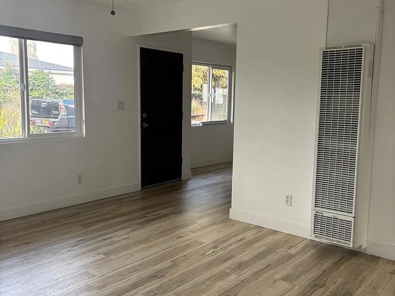 735 Belvia Ln #735 — Photo 17