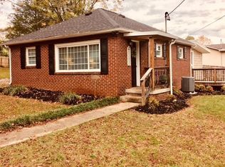 3206 Alice Bell Rd, Knoxville, TN 37917