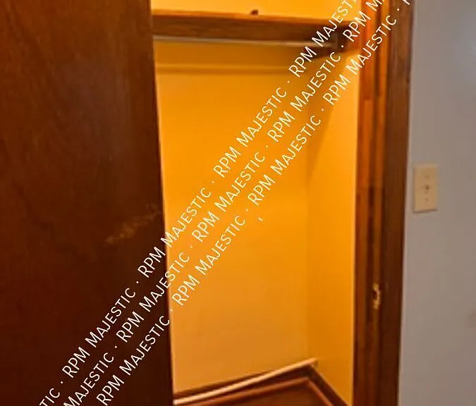 203 Toby Springs Ln — Photo 10