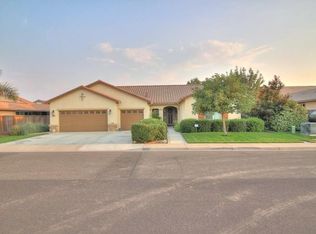 7608 Amber Pl, Hughson, CA 95326