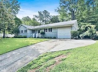 19 Waverly Cir, Newnan, GA 30263