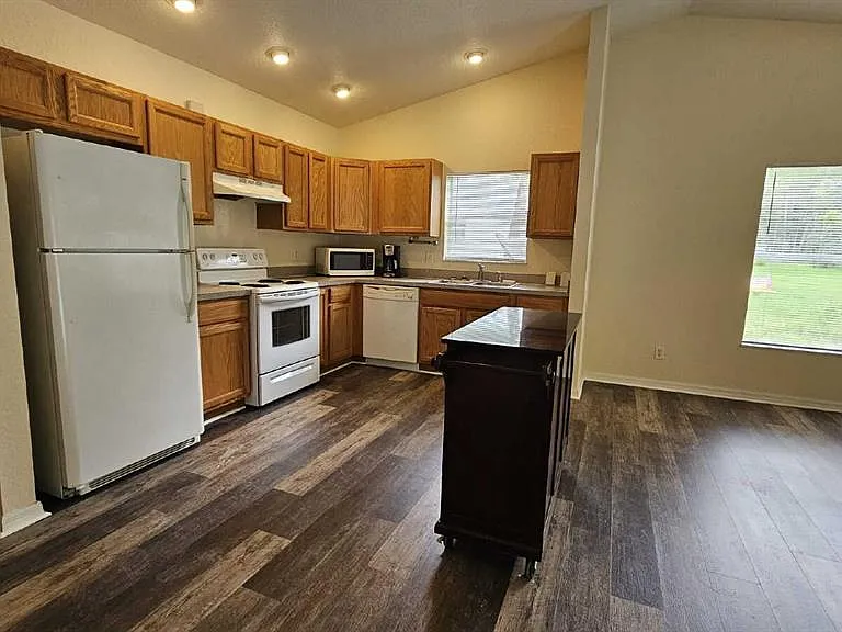 6290 W Oak Park Blvd — Photo 15