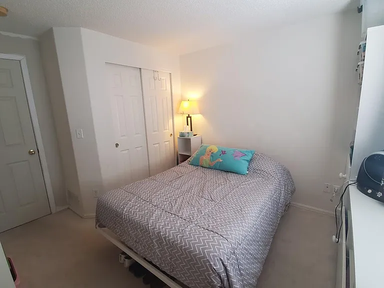 1404 Lombardi St — Photo 14