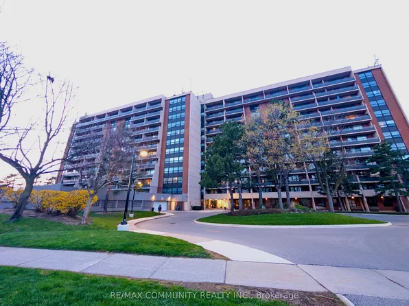 2929 Aquitaine Ave #705, Mississauga, ON L5N 2C7