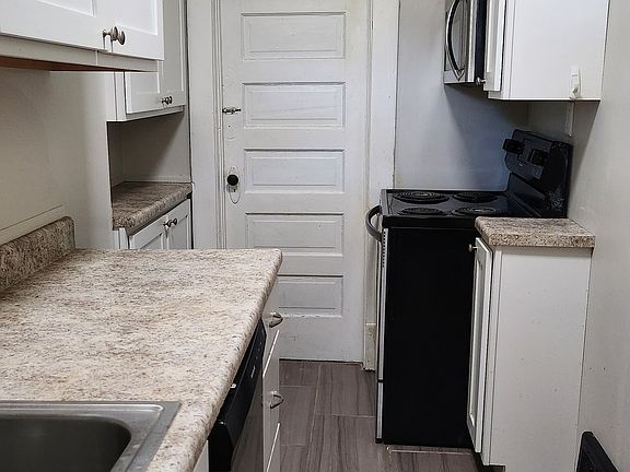 3rd image of 1020 N 40th St