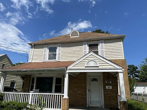 1620 Roanoke Ave Photo 1