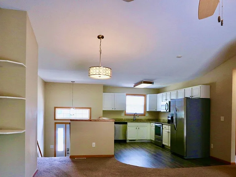 2058 Northland Cir — Photo 15
