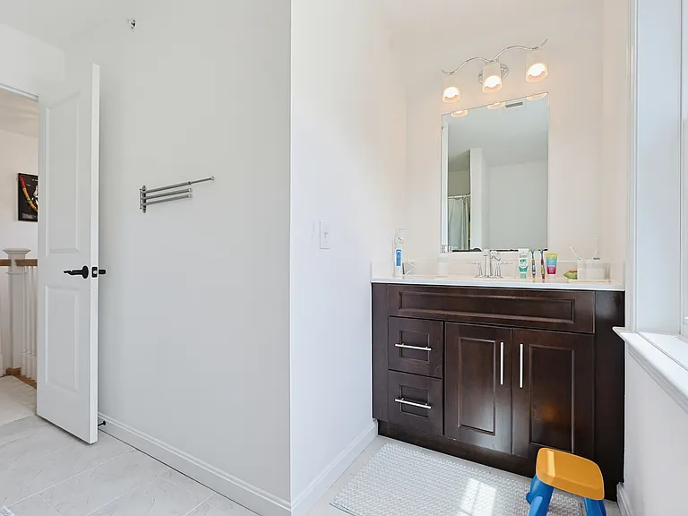 2 Evergreen Dr #1 — Photo 23