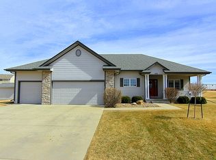 1116 SE 10th Ct, Grimes, IA 50111