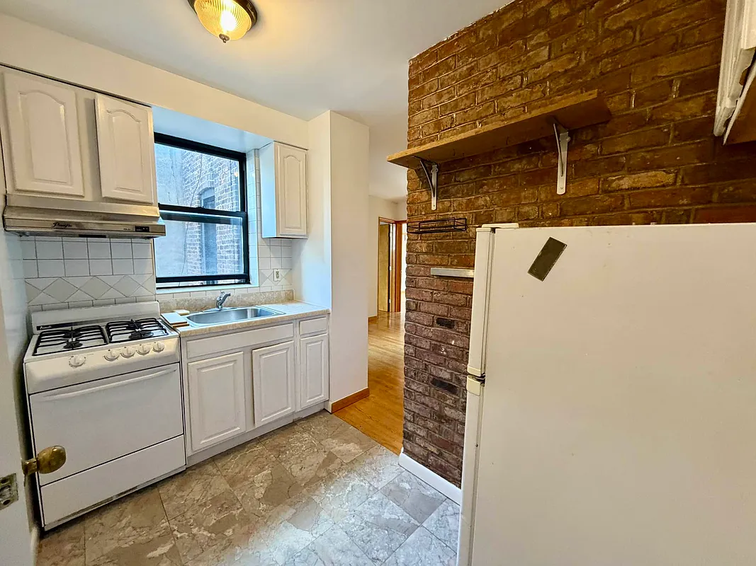 106 Mulberry Street 22