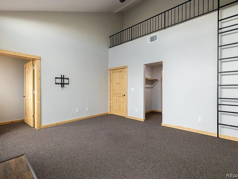 238 N Harrison St — Photo 12