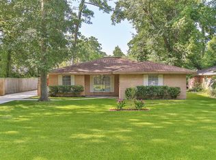 1604 Flamingo St, Conroe, TX 77385