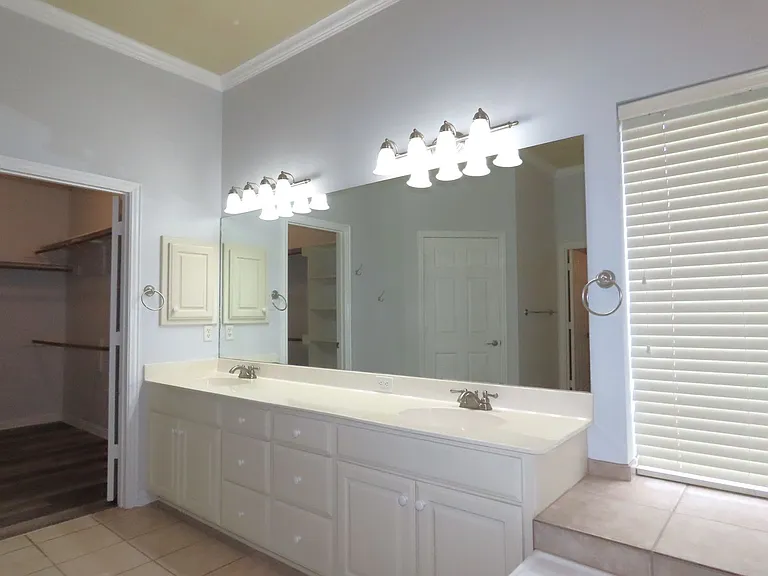 7609 Abbeywood Ct — Photo 22