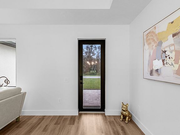 4th image of 4347 E Price Blvd