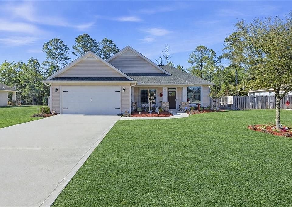 1st image of 180 Sweetwater Blvd