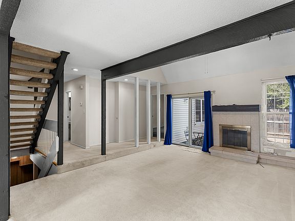 4th image of 8019 N Stoddard Ave